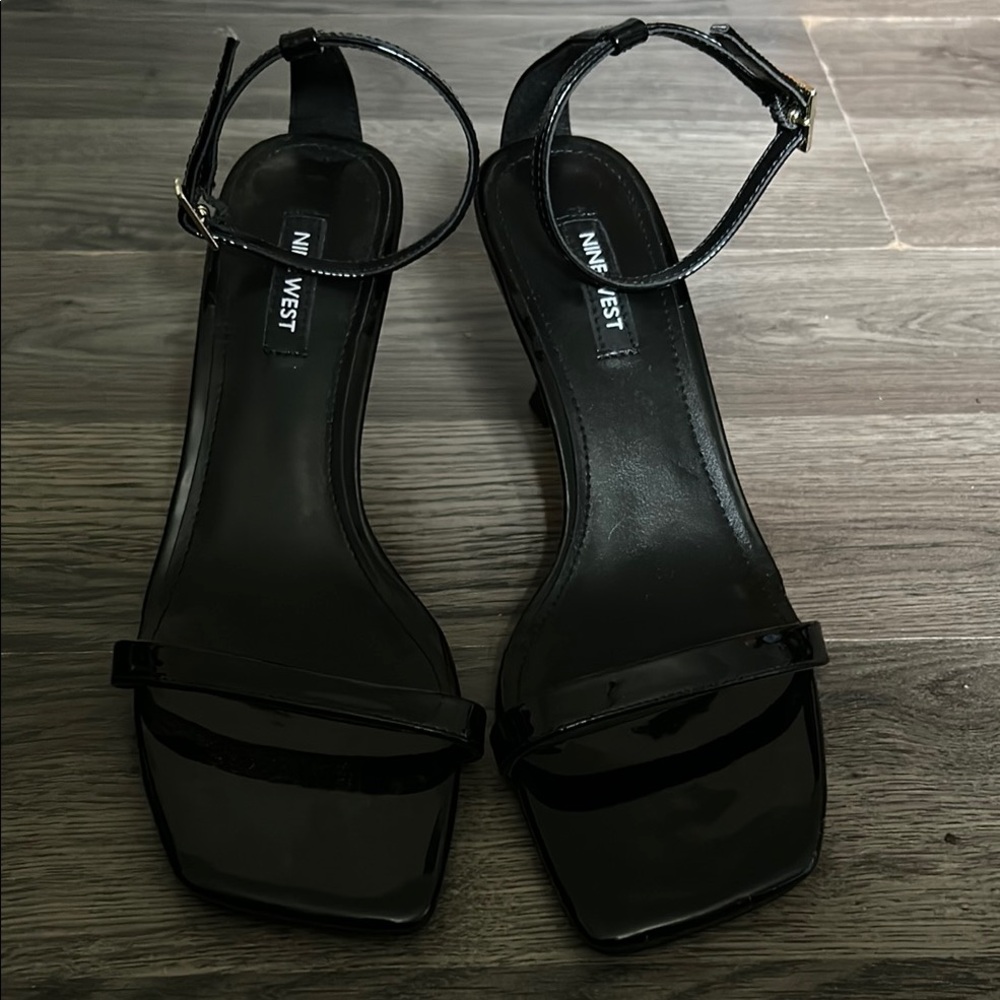 Nine West Black Heeled Sandals Sleek Design